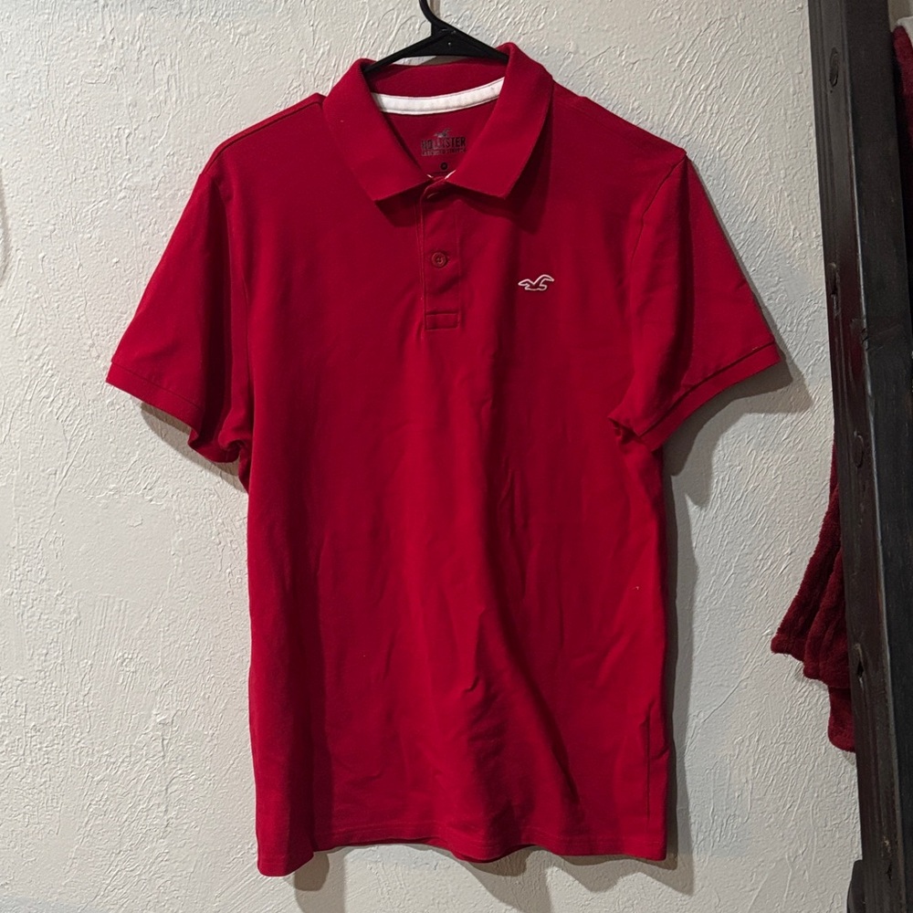 Hollister Men's Vibrant Red Polo Shirt